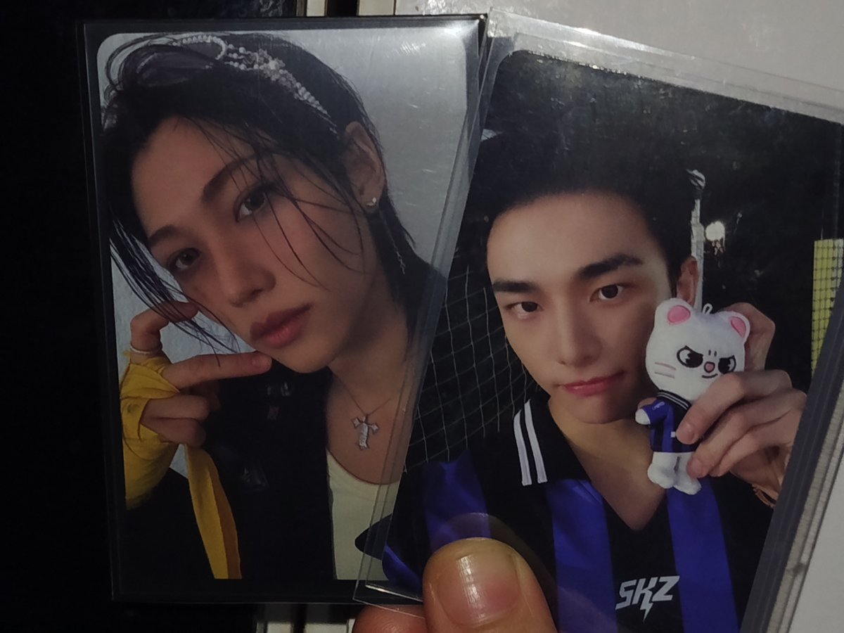 B4TNIKI's tweet photo. 💭 feedback mega positivo para a @bolicollector que me vendeu esse hyunjin skzoo e esse felix karma accordion lindíssimo, vendedora muito atenciosa, veio muito bem embalado e com brindes muito fofoss obggg 💗😻 https://t.co/2lNQqcqL8O