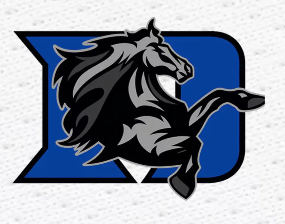 lockett_tay's tweet image. 🚨 Arkansas Family 🚨
🔒 Lockett In and Let’s get behind Dierks HS (@dierksoutlaws1 )🐎 as they compete for a new football field in the @TMobile #fn5glcontest. Support our own — my today, your future 🐗 tomorrow. I voted ✅… did you?

👉 t-mobile.com/brand/friday-n…

#Arkansas