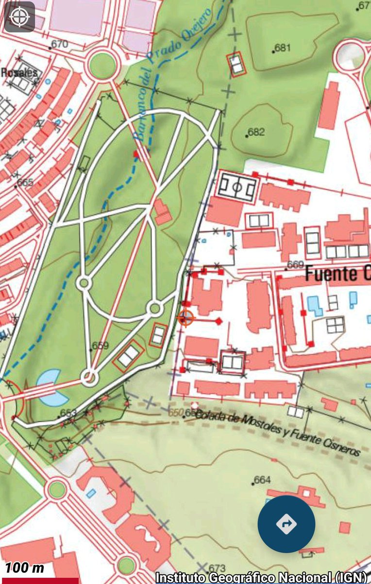 <a href="/puchero_alcor/">Pucherito Alcor 🏺🟥🟩</a> <a href="/Afuentecisneros/">A.V. Fuente Cisneros</a> <a href="/AytoMostoles/">Ayuntamiento de Móstoles</a> <a href="/magonzalezgar/">Miguel Angel/♥🏳️‍🌈</a> <a href="/c_mantenimiento/">Concejalía de Mantenimiento</a> Buenas noches!
La parte que han arreglado pertenece al término de #Mostoles pero aún así se preocupan por el acceso a los colegios, cosas que el .<a href="/AytoAlcorcon/">Ayuntamiento de Alcorcón</a> hace poco o nada por .<a href="/AlcorconFuente/">Fuente Cisneros Alcorcón</a>.
Saludos