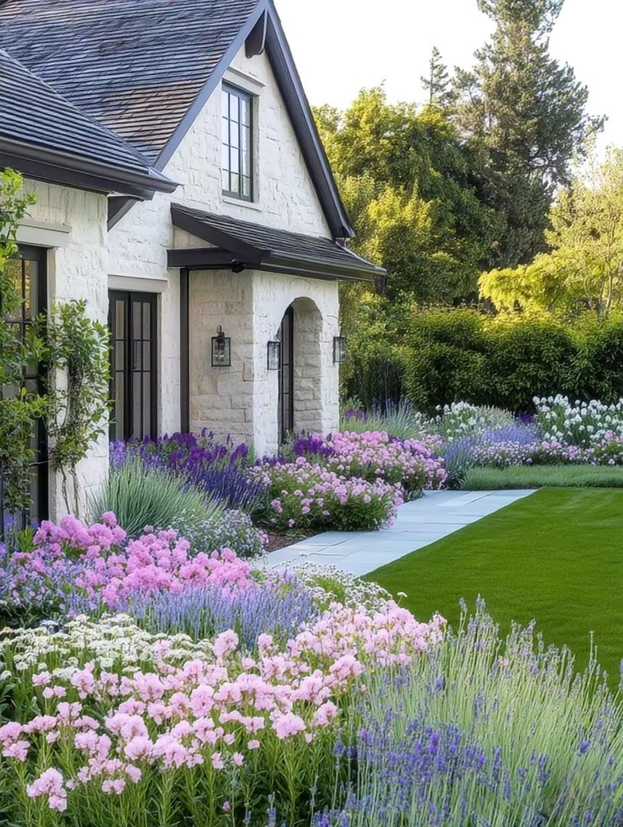 AeidIphone's tweet photo. #garden https://t.co/228rnwLuJD
