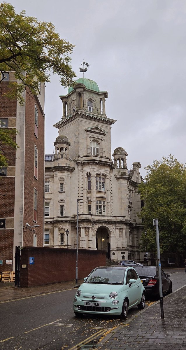 improkamera's tweet image. Жизнь, кстати, выглядит вот так вот. Прикольно