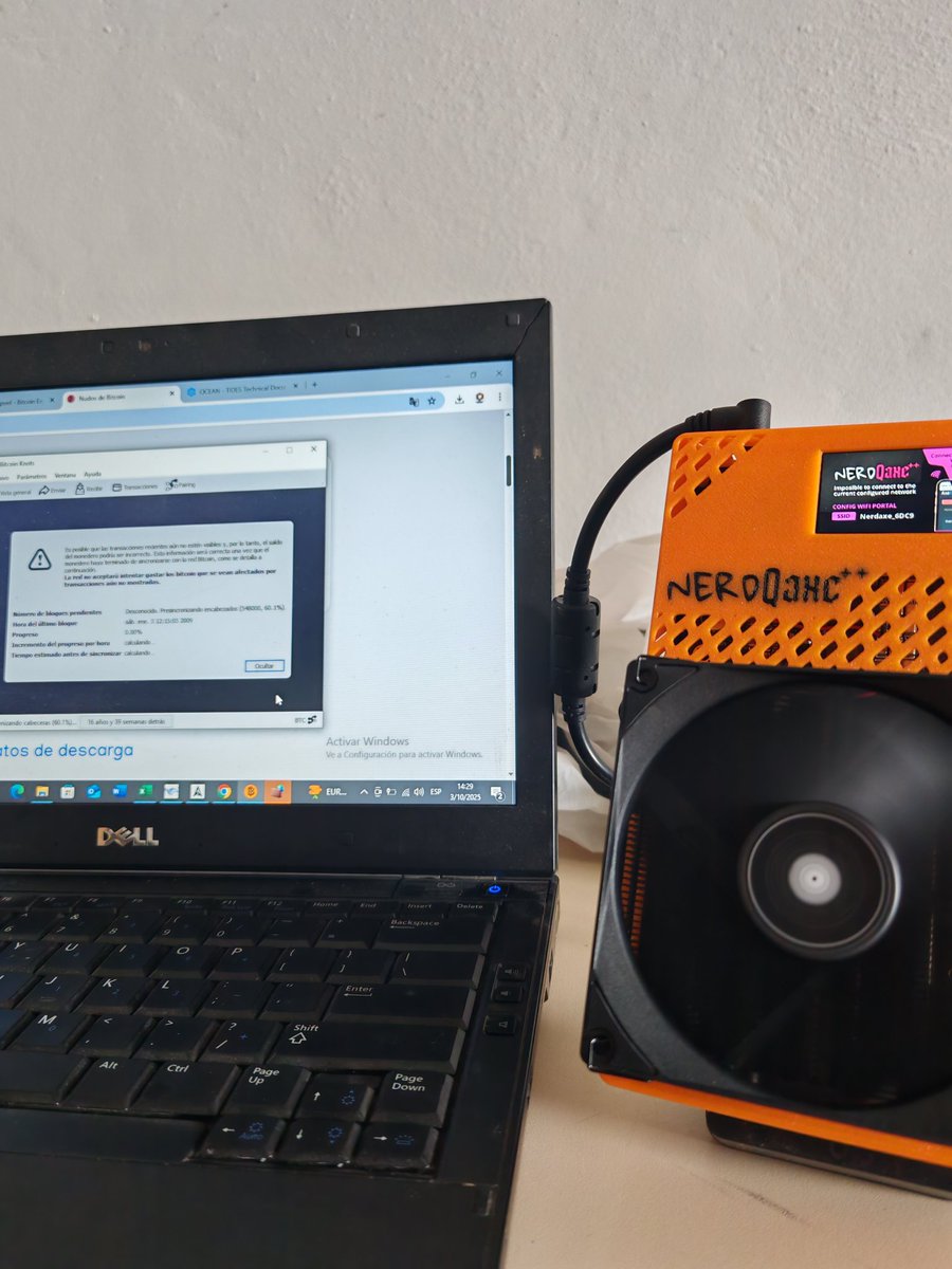 <a href="/dany_bitcoin/">Danny Ortiz</a> Viernes de aprendizaje, nodo de Bitcoin Knots y  probando el NerdQaxe para minar en solitario. #Bitcoin #Honduras