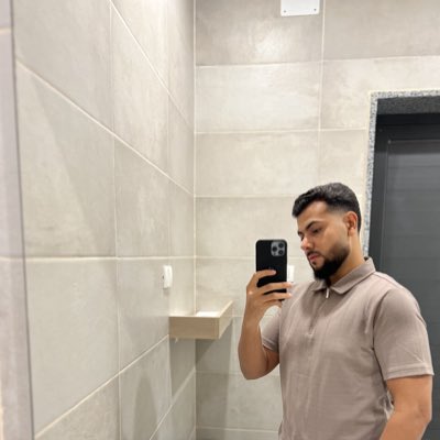 والله للساعينَ خيرُ معينِ