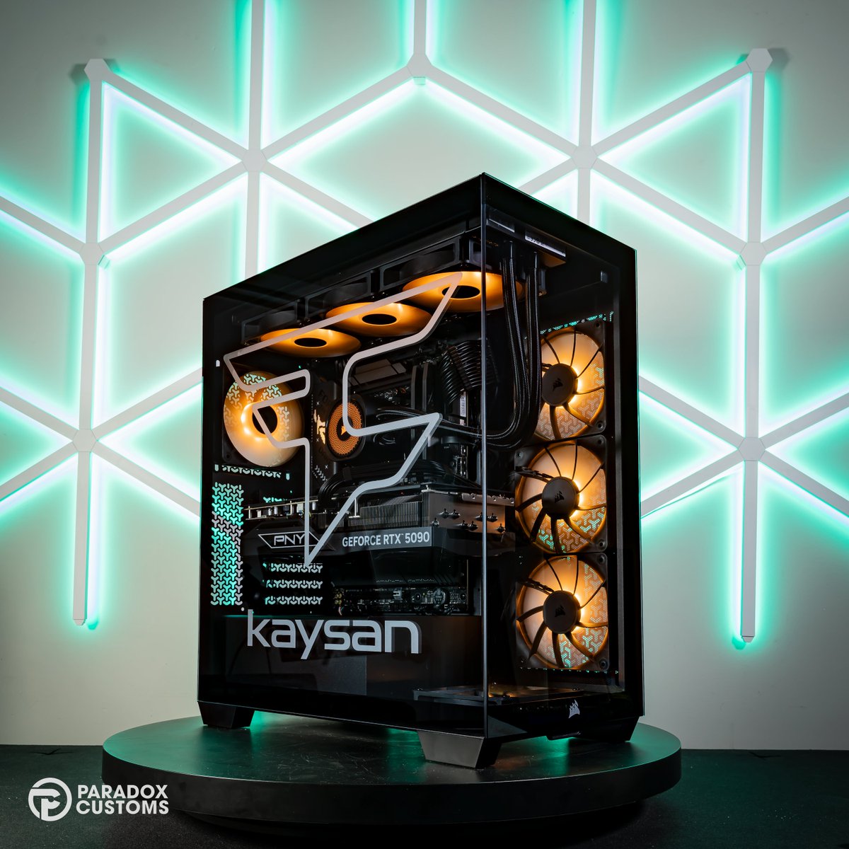 Brparadox's tweet photo. We built TEN PCs to power the FaZe Subathon 2!

Huge shoutout to @CORSAIR and @ASUS for making this possible🤝

✅Specs:
AMD Ryzen 9 9900X 12 Core Processor
NVIDIA RTX 5090 32GB
ASUS ROG Strix X870-F Motherboard
Corsair NAUTILUS 360 RS Liquid Cooler
Corsair 64GB RGB RAM 6000Mhz
Corsair 2TB NVME SSD Gen 4
Corsair 3500X RGB
Corsair RS120 ARGB 120mm Fan 2x
Corsair 1000W Platinum ATX 3.1 Power Supply

We'll be revealing all of them this week so stay tuned👀