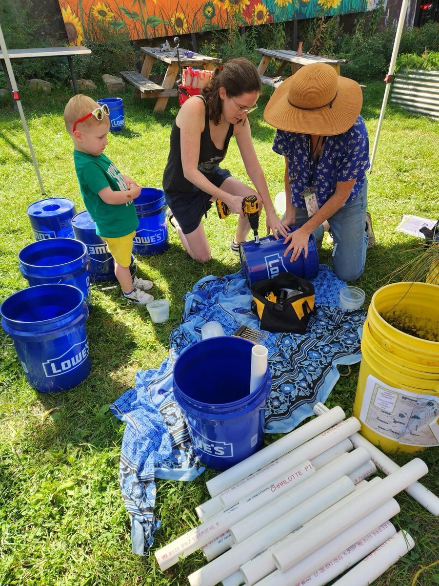 Next week we’ll be back at Tusculum Gateway Garden to make art in the garden! Join NKCDC’s Urban Agriculture team on Tuesday 10/7 from 4PM-5:30PM. We’ll be creating fairy and gnome houses and nature crowns!