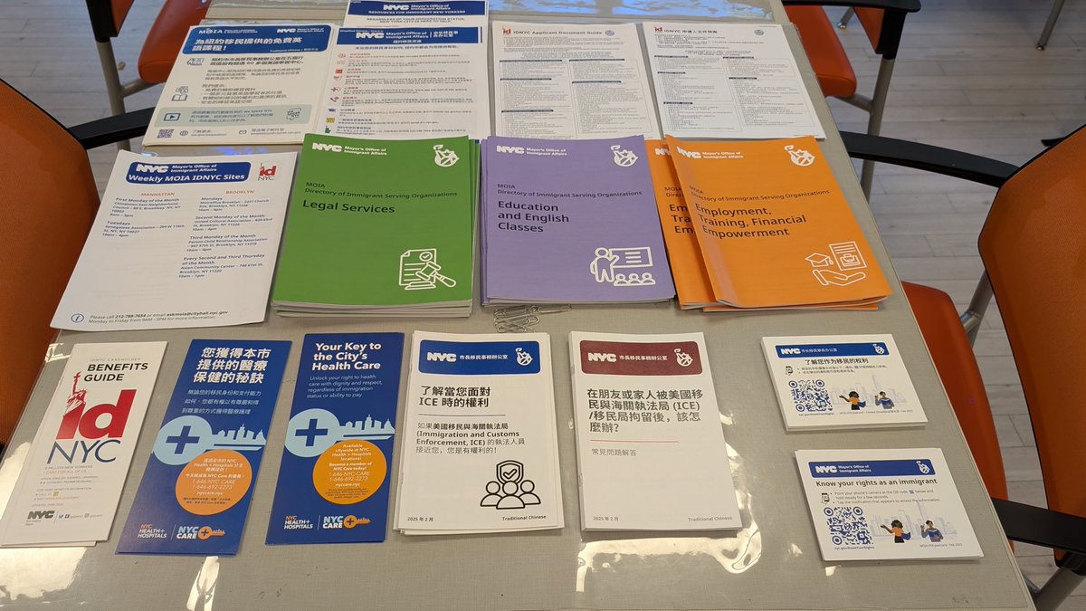 NYCImmigrants's tweet image. Shoutout to @aabany for all the work you do to uplift #AAPI communities across NYC. Thanks for inviting Commissioner @MCastroMOIA &amp;amp; our team to #Flushing to present an #immigrant rights #KYR &amp;amp; discuss city legal services &amp;amp; other city resources available to all NYers.