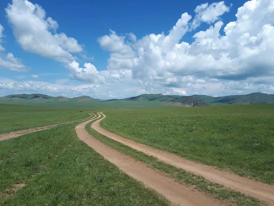 Өглөөний мэнд

Тээр жил...