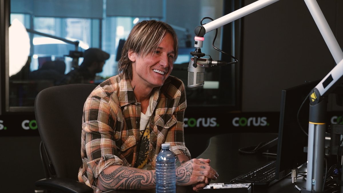 A Look Back: Keith Urban Talks Making New Memories and His Connection to Canada [WATCH]: bit.ly/4mLGwwg

#KeithUrban #KeithUrbanFans #UrbanNation #NicoleKidman #Tour #Canada