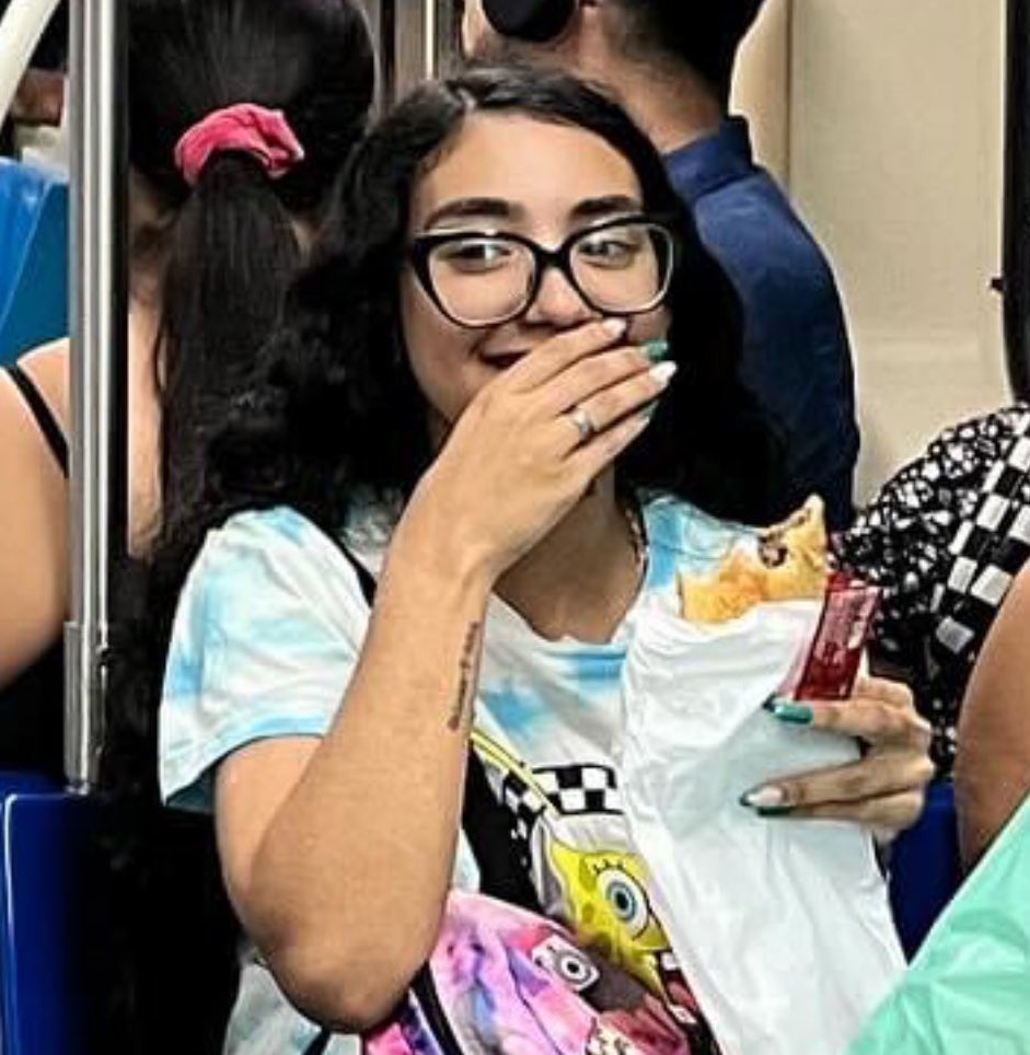 APOLLOVSL's tweet photo. Imagina você namorar um feio e o abençoado vir te pedir para abrir o relacionamento. Viado é uma desgraça mesmo, bem que o povo da igreja diz https://t.co/5Dp44VvVMs