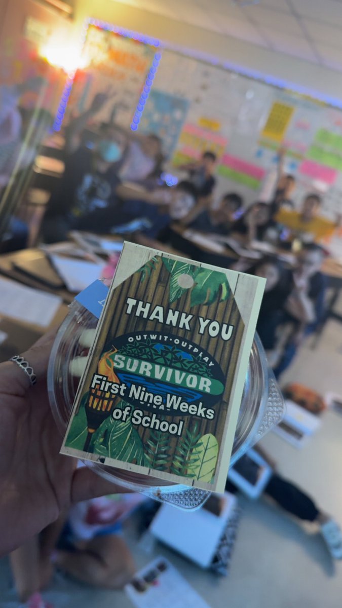 LilyChavezAISD's tweet image. We are survivors of the FIRST NINE WEEKS here @CarawayES_AISD 

Big shoutout to our principal @whiteconstance1 for providing us with delicious treats today! 💛💙💛
