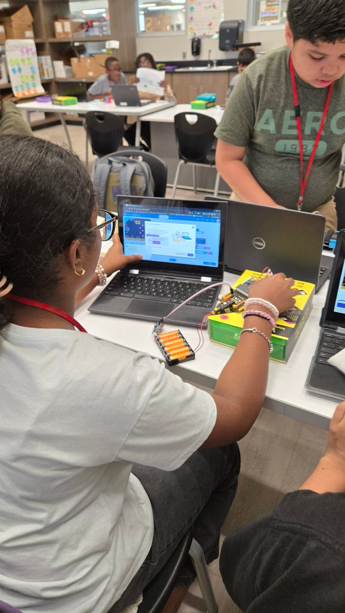 RobersonSpring's tweet image. It’s Friday, and the circuits are circuit-ing ⚡👩🏾💻 Mrs. Nettles’ 6th grade STEM squad is ending the week coding, creating, and making sparks fly (literally). 💡✨ Who needs Friday night lights when you’ve got Friday STEM vibes? 🚀 #FridayFeels #STEMGoals #RMS