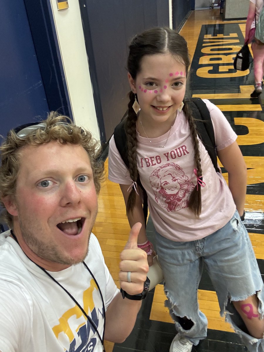 First shirt of the day in JHPE!! This one is going to be tough to beat. #CGPE🏃‍♂️ #Dolly #Punny
