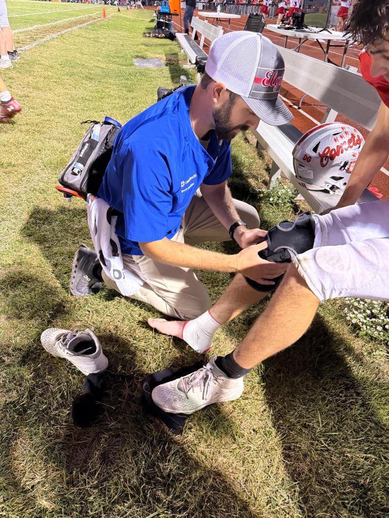 OHSportsMed's tweet photo. #AthleticTraining #SportsMedicine #OhioAthleticTrainers #WomenInMedicine #HighSchoolFootball #OHSAA #FridayNightLights #GiveEmHealth #OhioHealth https://t.co/ygSTNzwPFP