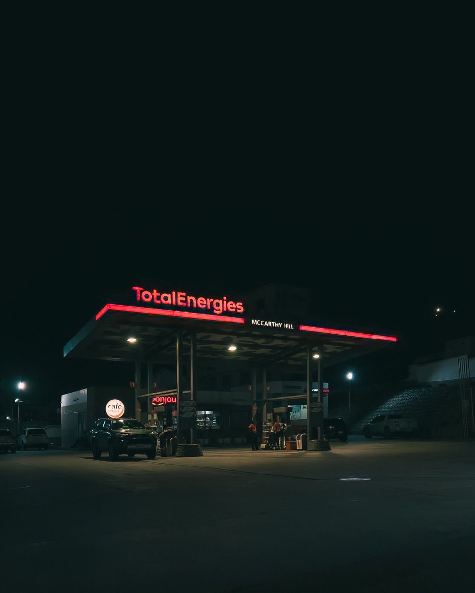 Night walks with <a href="/Snapdragon/">Snapdragon</a> = #NightFrames