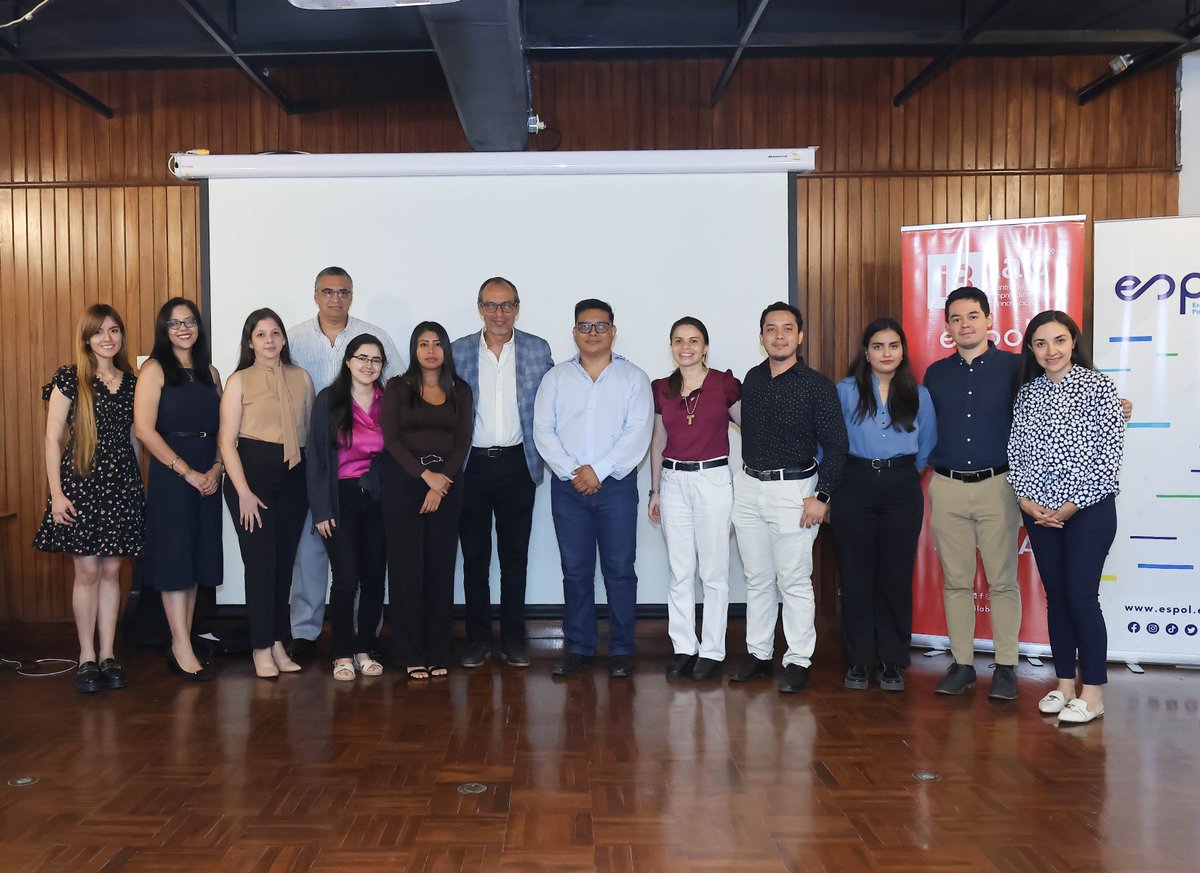 espol's tweet image. Siete equipos semifinalistas presentaron propuestas innovadoras para resolver desafíos de la comunidad politécnica, como parte del programa institucional InnovAcción.  #ESPOLCreaValor.  Conoce cuáles fueron los desafíos y las soluciones que pasan a la final, aquí:…