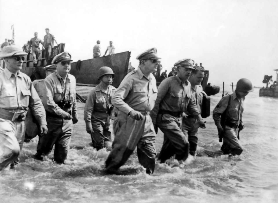cjnavinjr's tweet photo. The greatest generation were the original ANTIFA‼️

#getupstandup
#resist47
#ResistanceUnited
#VetsAgainstTrump 
Semper Fidelis🇺🇲 https://t.co/RdK1Nv5t6h