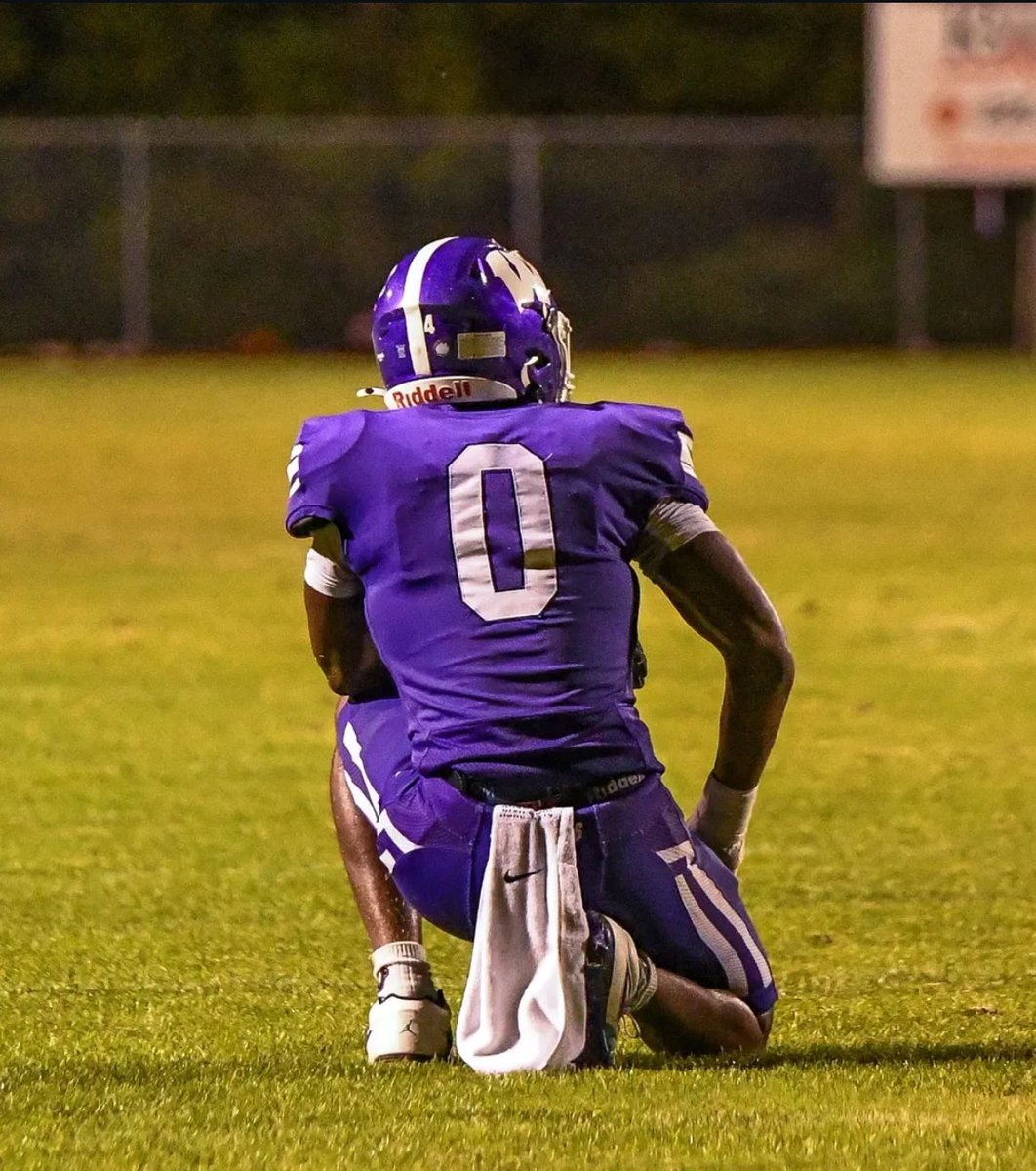 topboytyrone's tweet image. hudl.com/v/2St8gp

Mid Season Highlights EDGE/DT #meezymode