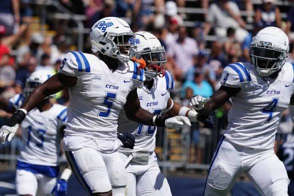 Blessed to receive a d1 offer from CCSU💙🤍 #AGTG <a href="/FBCoachCJ/">Charles Williams III</a> <a href="/Coach_Brooks314/">Canaan Brooks</a>