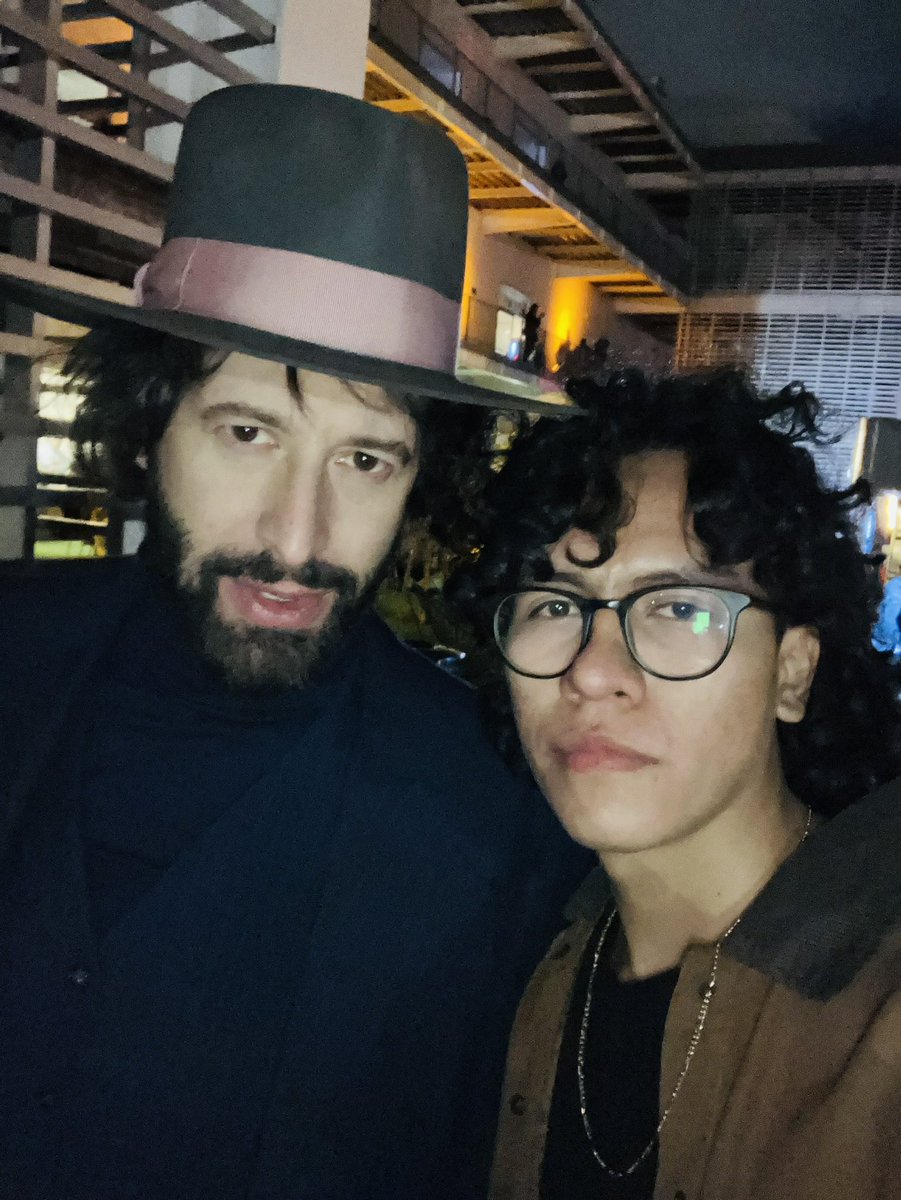 azulizaaa de Tlaxcala 💙✨ gracias por recibirnos por tan bonito … esta vez nos vemos compartiendo el escenario con el querido <a href="/adanjodorowsky/">Adan Jodorowsky</a> ☄️ en su tour de amadoooor, queremos adelantarles un poco de lo que se vieneeeee, a quien vemos por ahí ???
.
18 de OCT / TlAXCALA