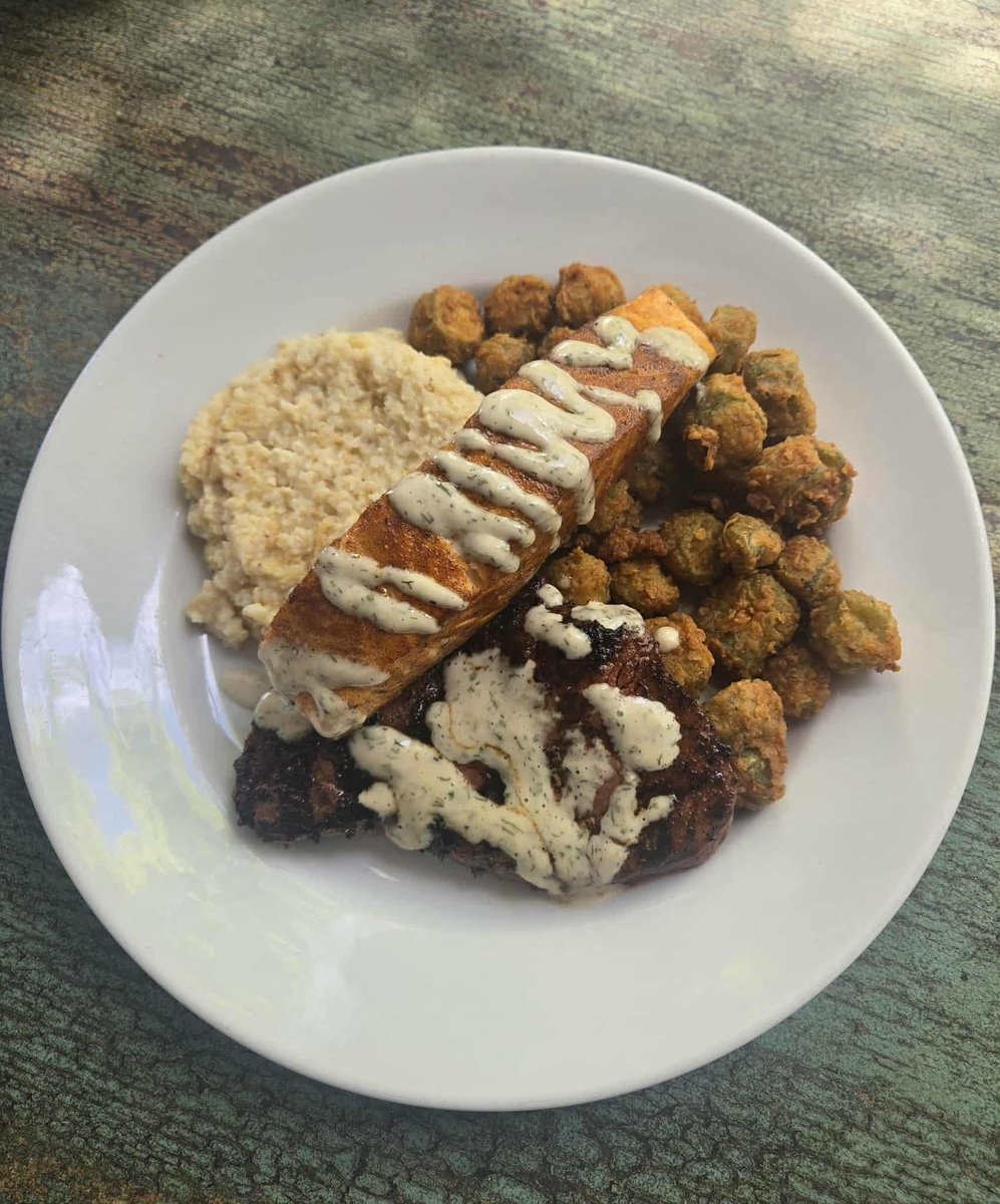 bsgdah's tweet photo. ⚜️Dinner Special: Surf &amp; Turf with an 8oz sirloin, a 5oz wild caught Norwegian salmon drizzled with a dill &amp;  horseradish sauce. Served with golden fried okra &amp; gouda grits. Come see us on the Dahlonega square for dinner! We stop seating at 10pm on Fri &amp; Sat, 8pm on Sun! 💛💜💚 https://t.co/OyUm4Y4g36