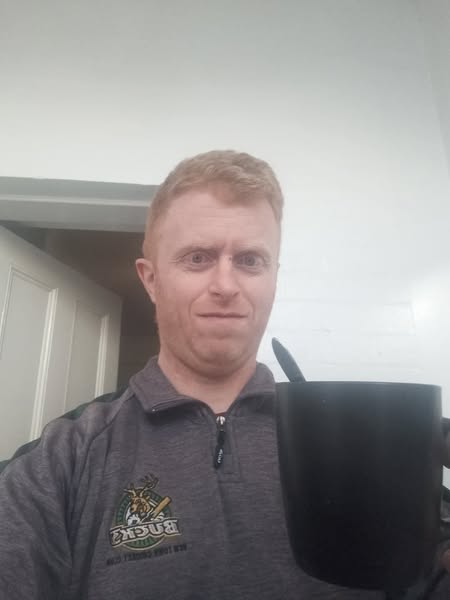 And we go again. Statewide season number 28 for yours truly.  Away at Clarence to start.
The young Duck and the older Duck. Awake at 6am for the first coffee of no doubt many.
The routines haven't changed, much. 
Here's to it <a href="/CricketNotchers/">Cricket Notchers</a>