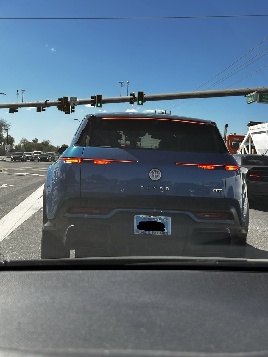 Andrew Flock tweet media