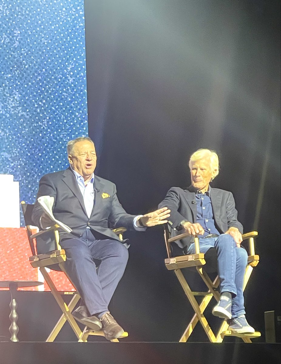 RealityDoc's tweet photo. @DatelineNBC Can’t wait for an all new #Dateline episode! Much needed after #DatelineLive in Nashville. What a great time. @rawhidevelvet @DatelineNBC https://t.co/PoJe6mjr53