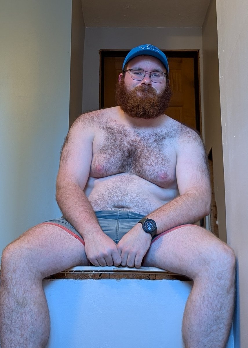 Lumberjack Bear tweet media