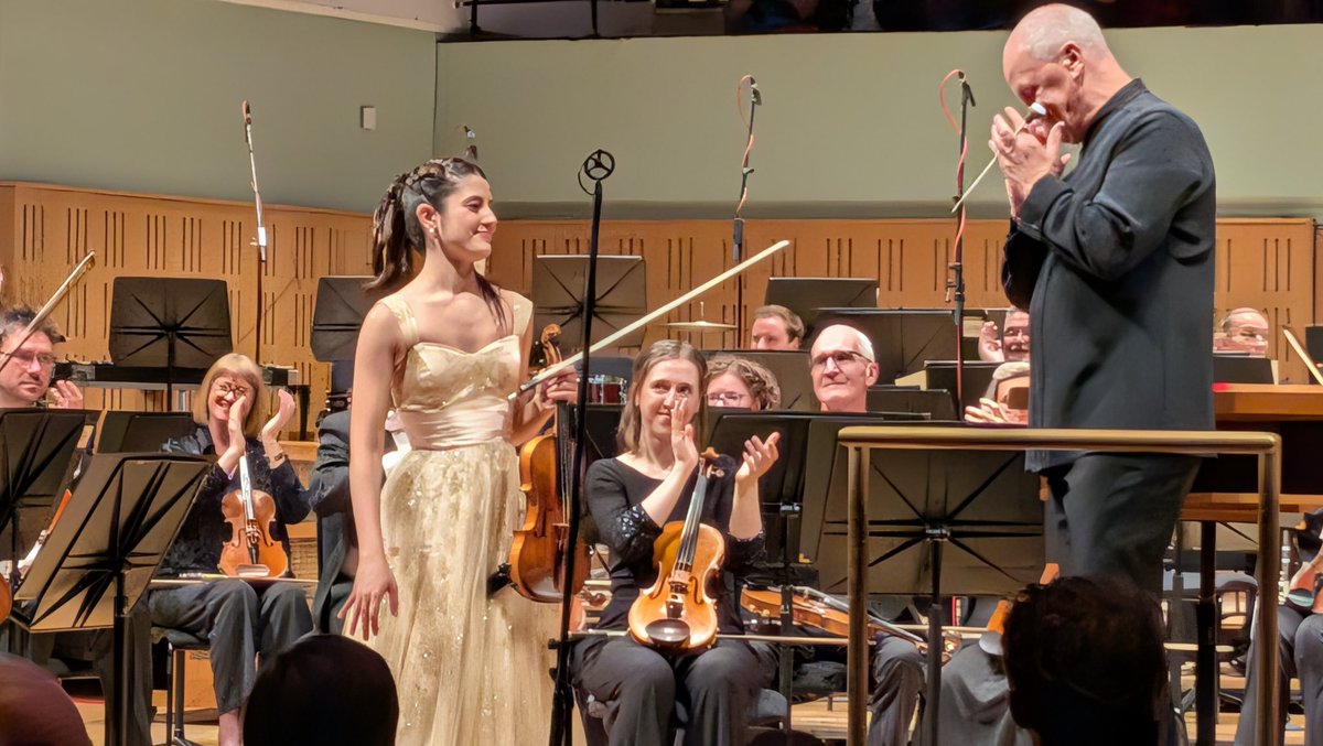 fintan's tweet photo. Wonderful Beethoven tonight with María Dueñas and the @NSOrchestraIRL at @NCH_Music. The 2nd movement was particularly beautiful. https://t.co/vzJ8T40Dmt