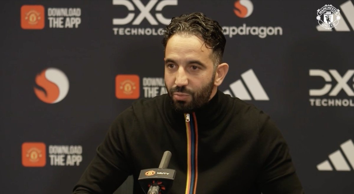 UnitedStandMUFC's tweet photo. Amorim asked about a change of formation: "And I understand what people think, what would be this team in a different system? I don’t know. Maybe this team would win more games. But if we don’t change certain things, we are not going to win titles if we change for 4-3-3 or 4-4-2." #mufc
