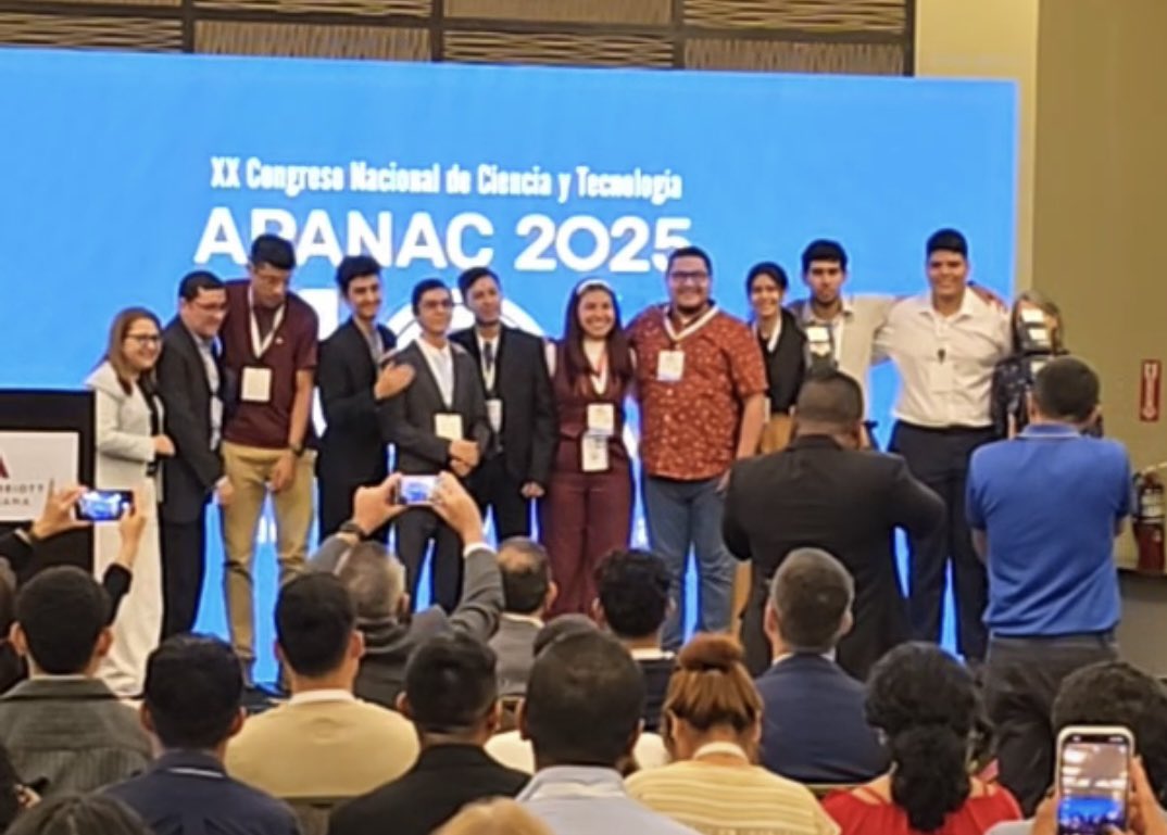 Con gran regocijo <a href="/gitceutpch/">Gitce UTP</a> de <a href="/utppanama/">UTP Panamá</a> en <a href="/utp_chiriqui/">UTP Chiriquí</a> celebra el segundo lugar en la categoría de Ingeniería para el proyecto desarrollado por @alexcruzr30 y <a href="/karyne/">karyne</a> con el apoyo de su asesor <a href="/melnielsen29/">Mel Nielsen</a> <a href="/UTPInvestiga/">UTPInvestigación</a>