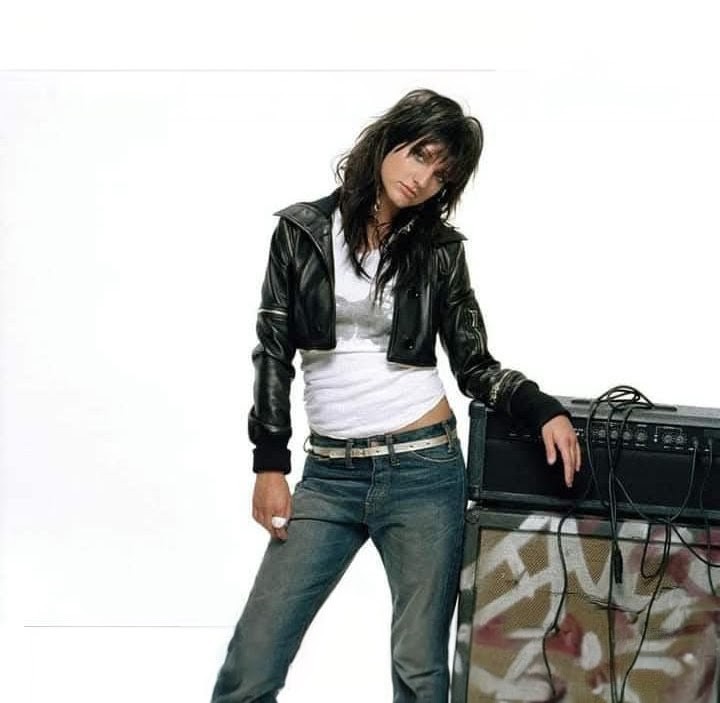 OfficialDaledoe's tweet image. Happy 41st. Birthday to actress/singer/songwriter, Ashley Nicolle Simpson, better known as @ashleesimpson ! 🥳🎉🎊🎈🎂🎁🎼🎶🎵🎤 #PiecesOfMe #Shadow #LaLa #Boyfriend #LOVE #Invisible #OuttaMyHeadAyYaYa #LittleMissObsessive &amp;amp; more.