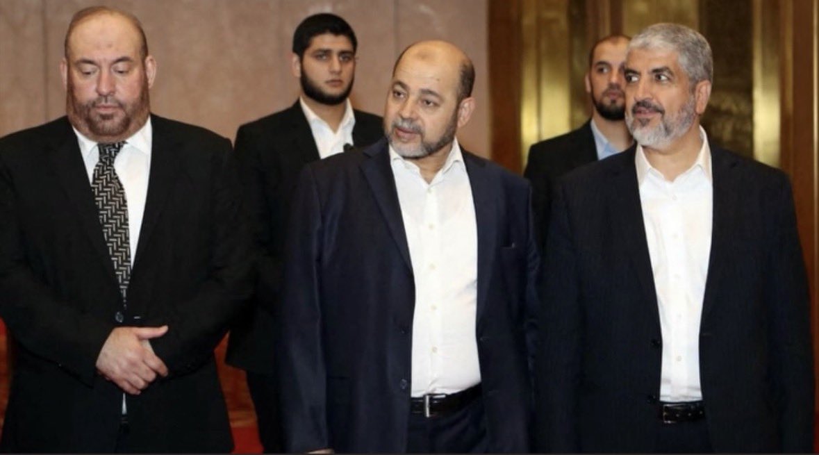 Mohammadrkhatib's tweet photo. التفاوض لا يقل شراسة عن القتال في الميدان، ونشهد لكم سادتنا وتيجان رؤوسنا بأنكم أبدعتم في كليهما
رد ذكي محفوف بتوفيق الله ورعايته https://t.co/ddiL0U5Y4P