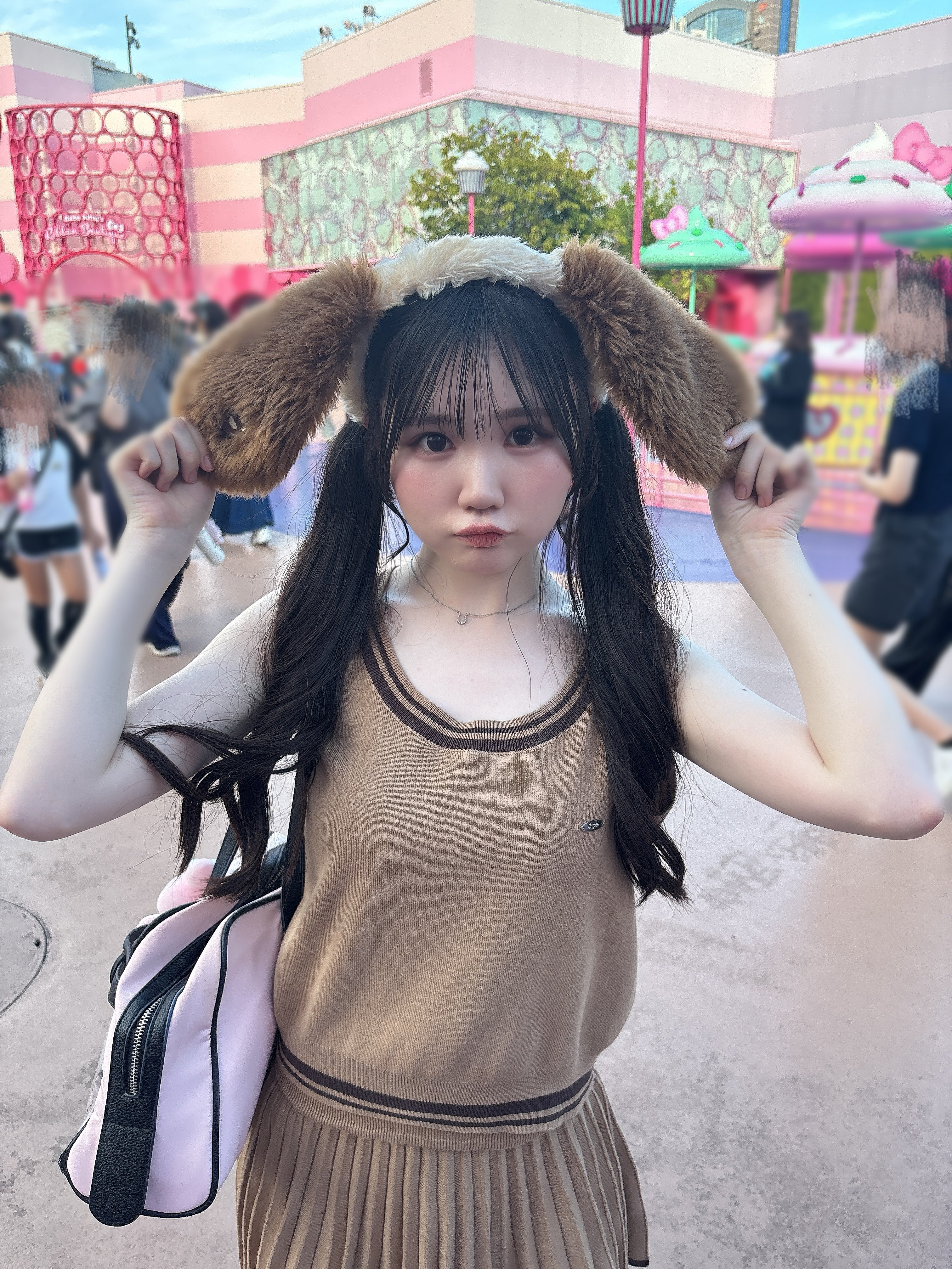 ラブカ PE+ 内田彩 内田彩 1st写真集「patina」初版・ポスター付き ラブライブ item