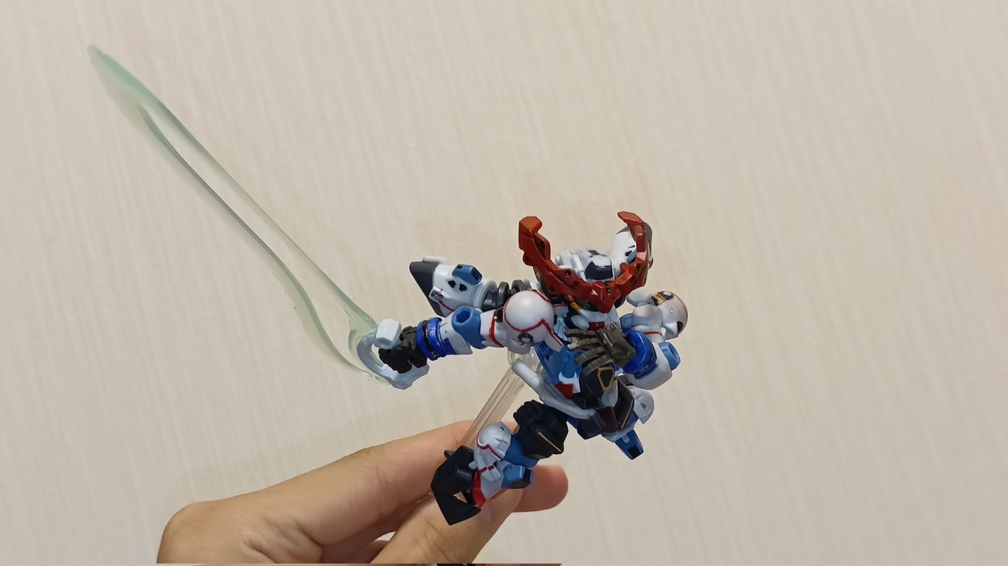 モビルスーツアンサンブル ジークアクス塗装中 モビルスーツ