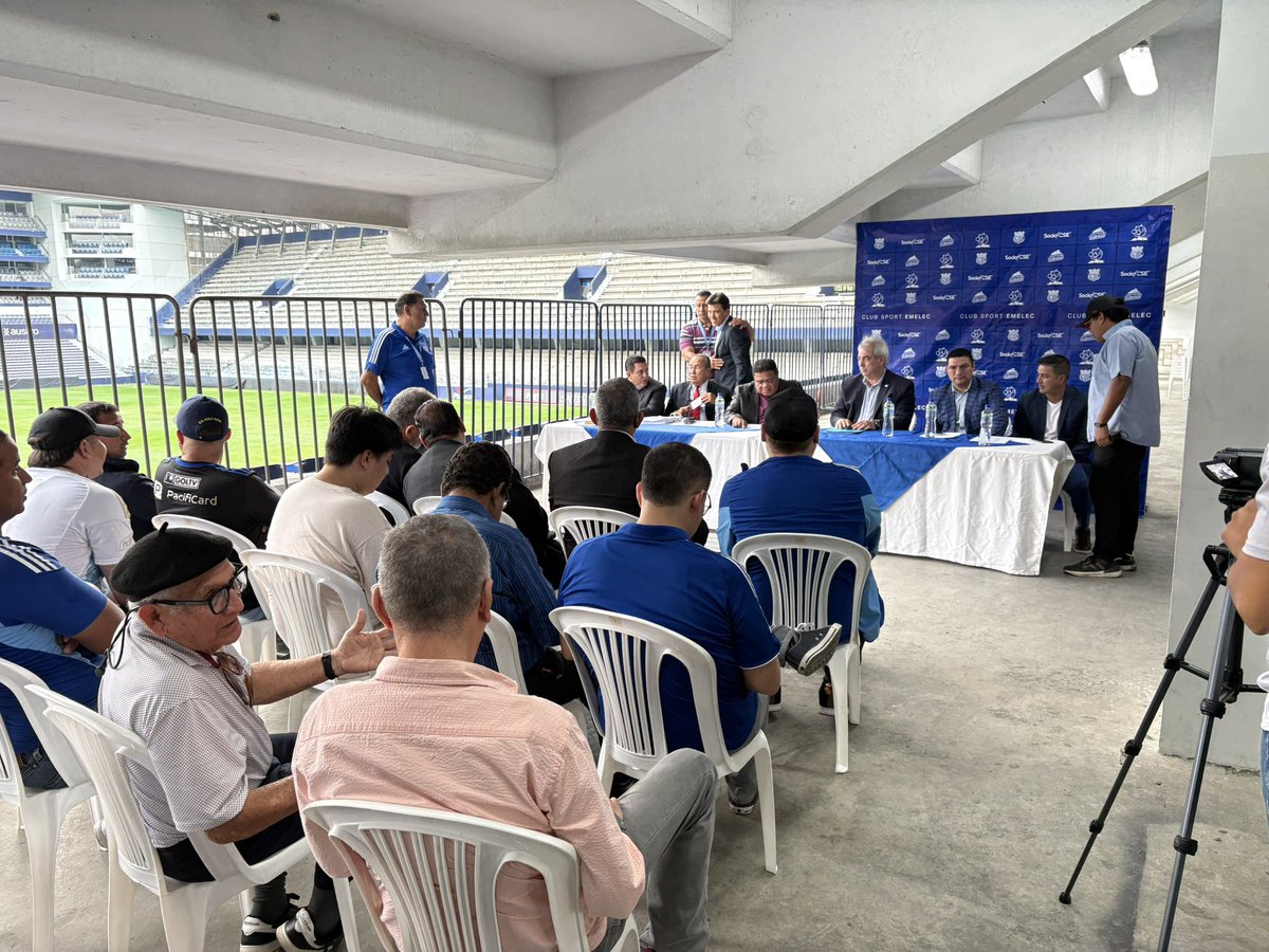 Asamblea de socios de <a href="/CSEmelec/">Club Sport Emelec</a>