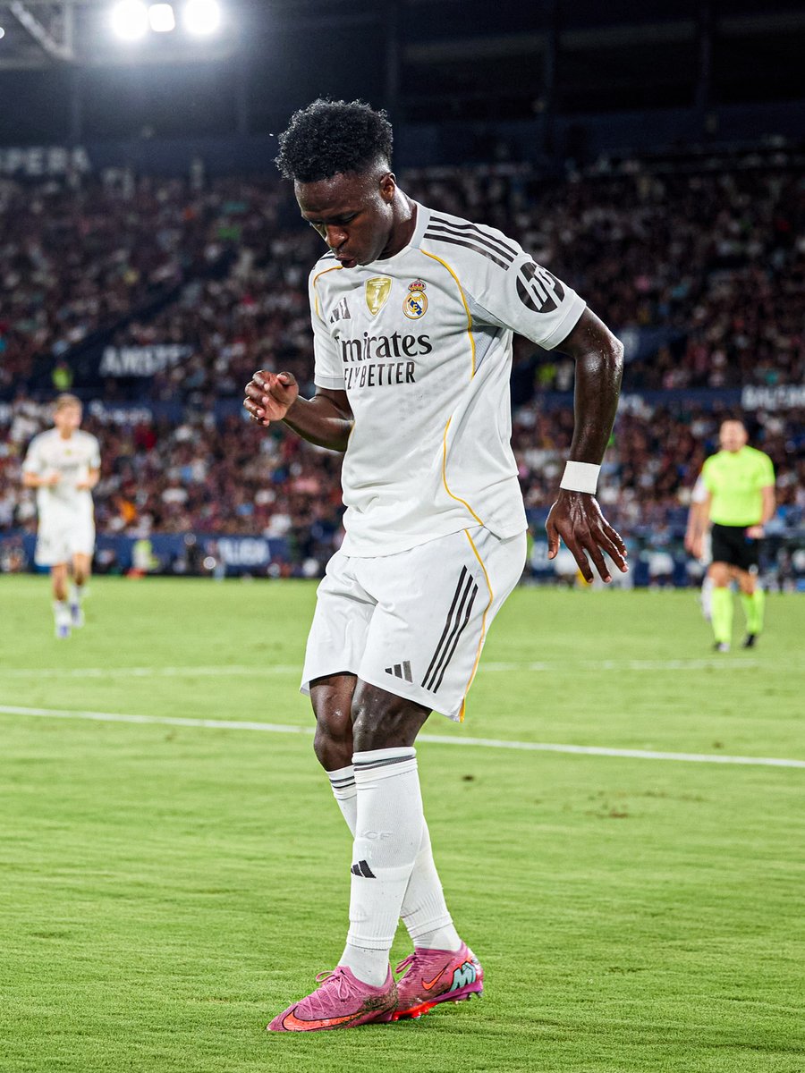 Noodle (fan) tweet media