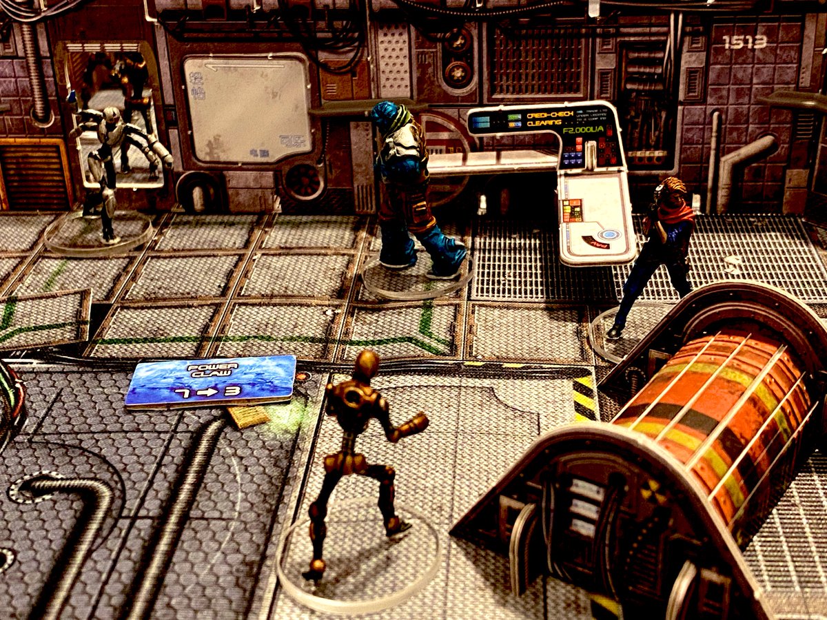 bobon_bestiajo's tweet image. Escenario 3 - campaña El brazo de Perseo de #corespace (130’)

¡Victoria! 

Agónica salida de la base estelar. Entramos sigilosamente a reclutar a alguien para la tripulación, y todo fue bien hasta que le convencimos, perp después la purga entró y aniquiló a todos los civiles, y…