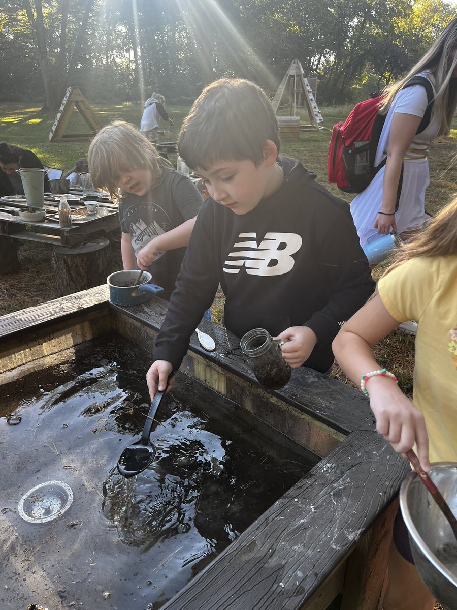 CampAdventure23's tweet photo. 🌿🇬🇷 Westview 2nd graders took on Greek Day at Camp Adventure—Spartan chants, Hercules’ ropes, Golden Apples, Battle Ball &amp; Demeter’s Kitchen! Learning comes alive in nature! #MagicOfNature https://t.co/C1ko7Z0m9u