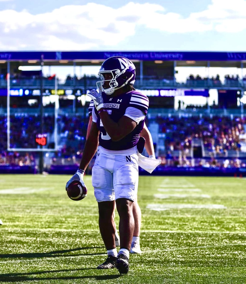 HiJackProps's tweet image. CFB Saturday Week 6️⃣ Player Prop ⭐️ 

Caleb Komolafe “O” 87.5 Rush Yards
2 units ⭐️ I UD I Collab ~ @dashprops 

Northwestern comes in as heavy favorites at home against ULM, and this game sets up perfectly for Caleb Komolafe to keep proving himself as the new workhorse in this…