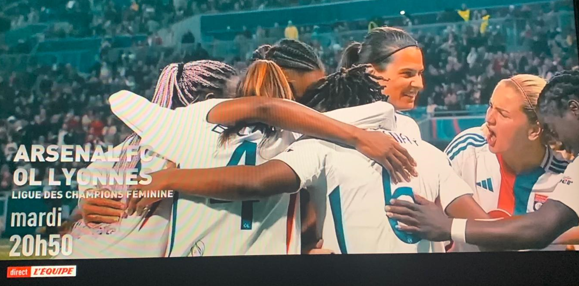 Arsenal / OL Lyonnes sur <a href="/lachainelequipe/">la chaine L'Équipe</a> ce mardi à 21h pour l'entrée en lice en LDC.
Commentaires : <a href="/CR0707/">Candice Rolland</a> et <a href="/CLorgere/">Charlotte Lorgeré</a>