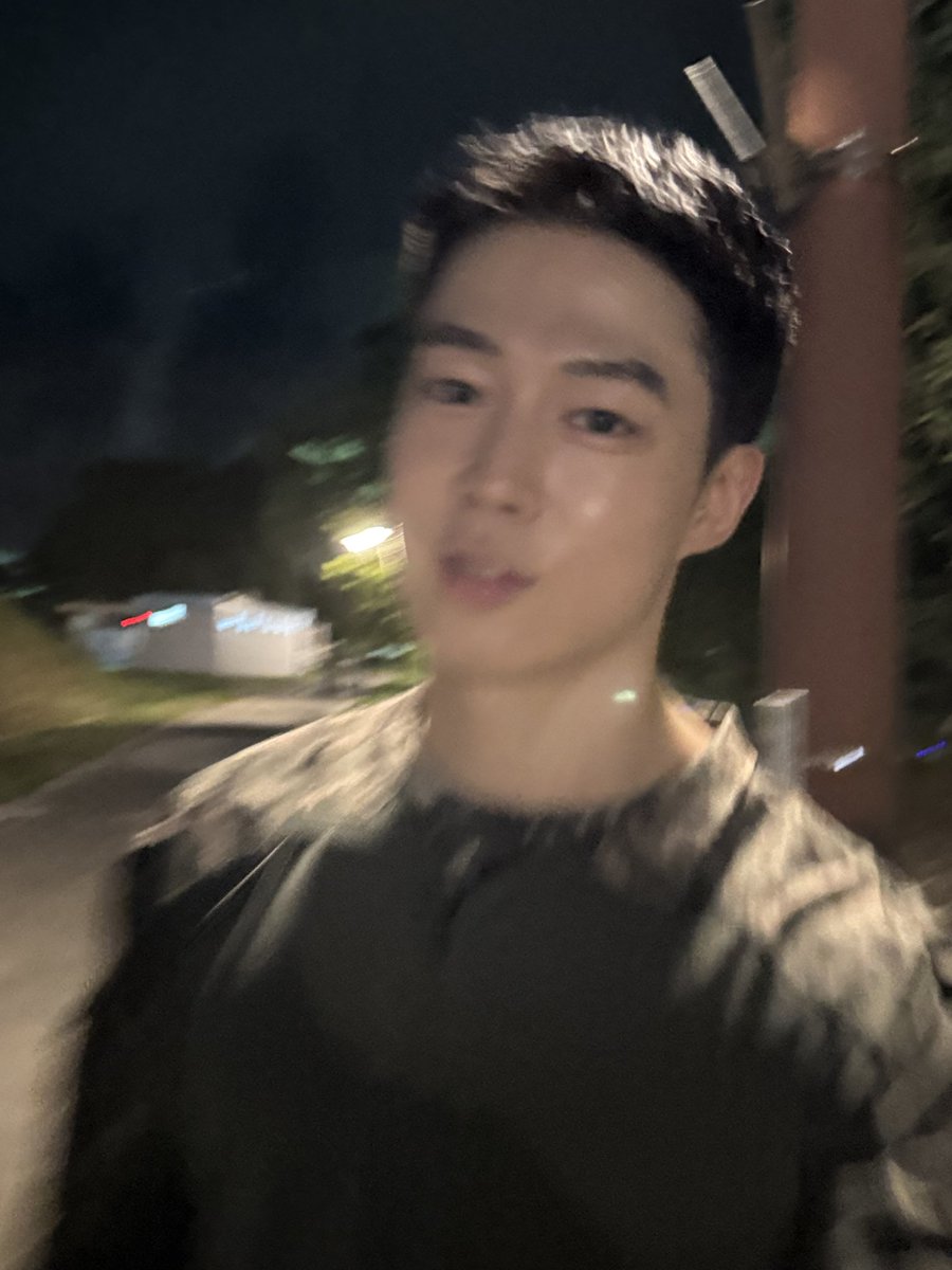 상혁시❤❤❤
D-88
편안한 하루 보내
많이 사랑한다:)
<a href="/xleexekdnjs/">이귀귀</a>
#이상혁 #다원 #dawon
#이섹귀 #sf9 #셒구들