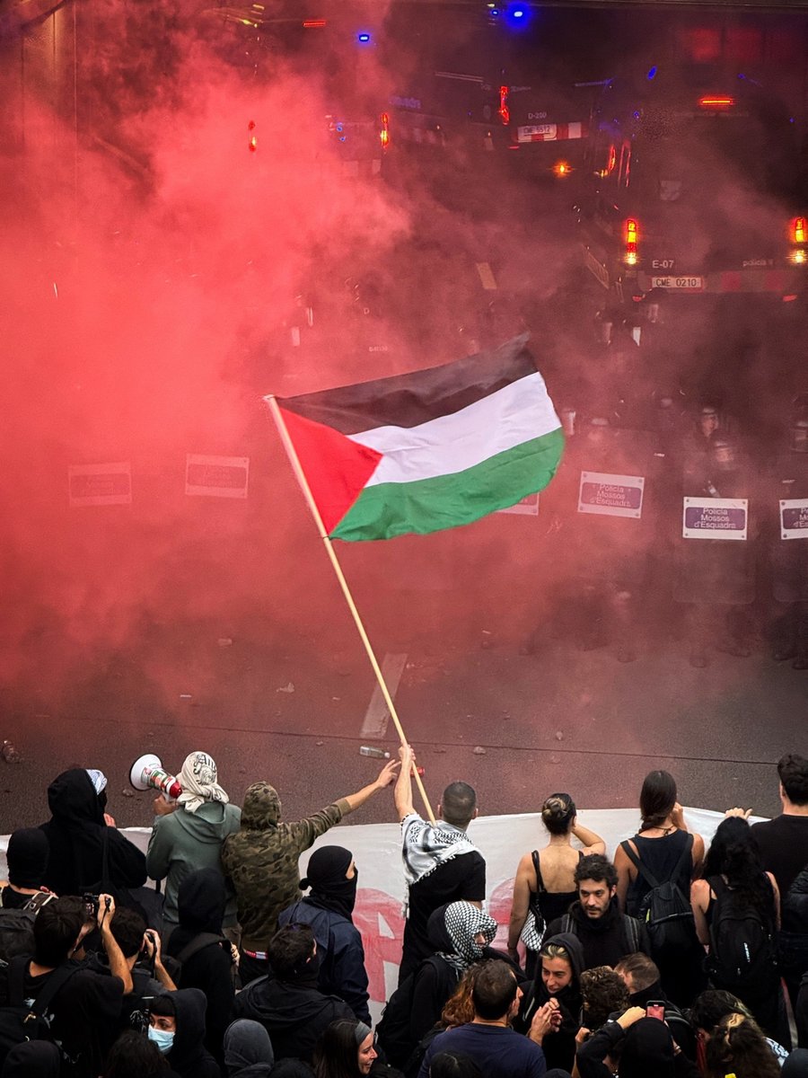 Barcelona, avui
#freepalestine
#paisoscatalansambpalestina