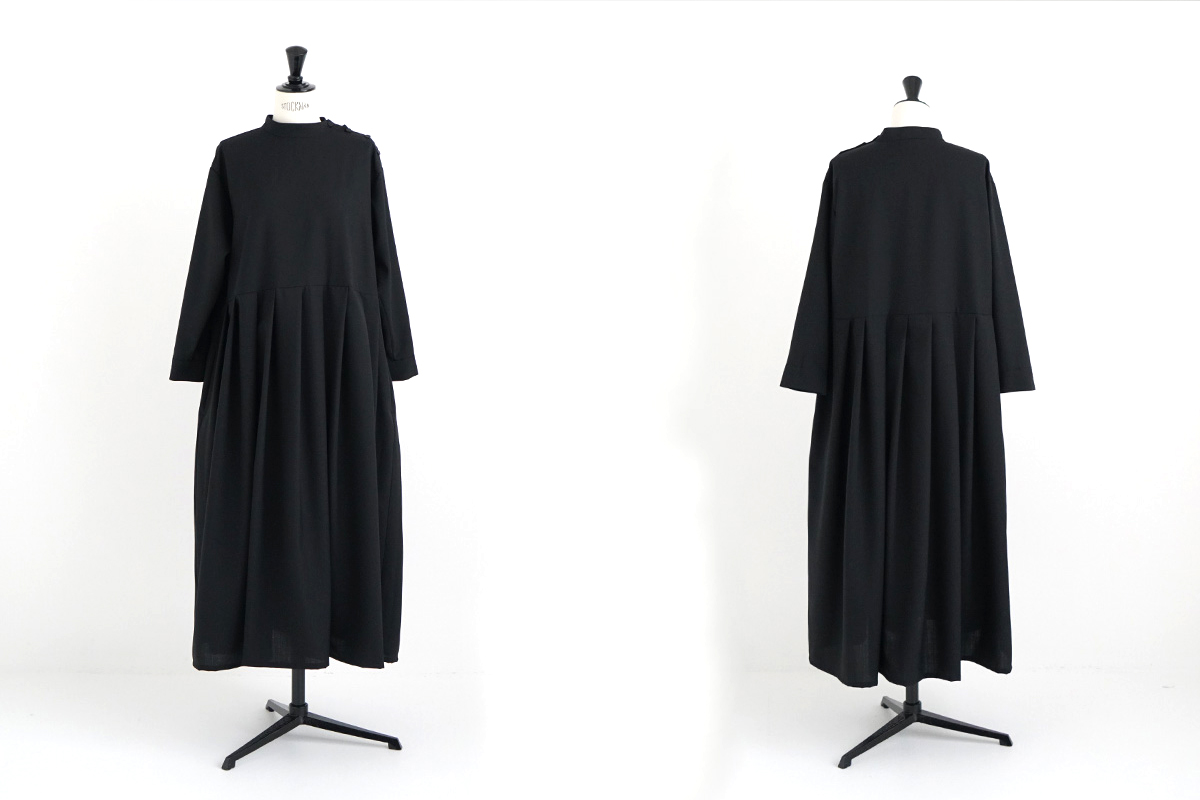 【完売しました！】

人気定番の上質ウールのプチハイプリーツワンピース

Mochi　　<a href="/mochi_20181106/">Mochi</a> 
hight neck tuck dress(ma20-op-01/blac)
ハイネックタックワンピース

store.palm-jpn.com/c/palmmaison/2…