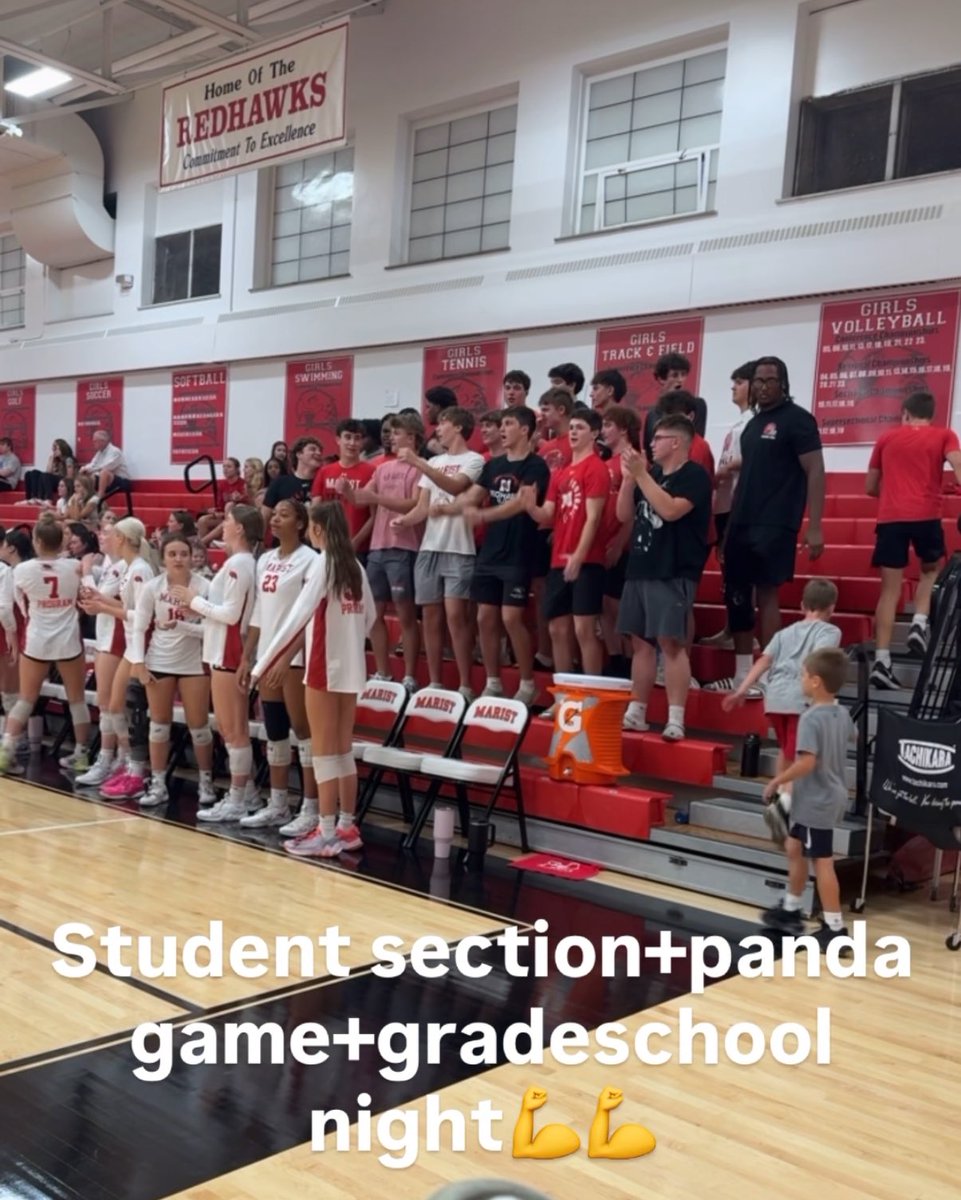 RedHawkVB's tweet image. #GameDay RedHawks open up the Asics Challenge tonight at 7pm vs. Wahlert (Iowa) #Program 👊👊