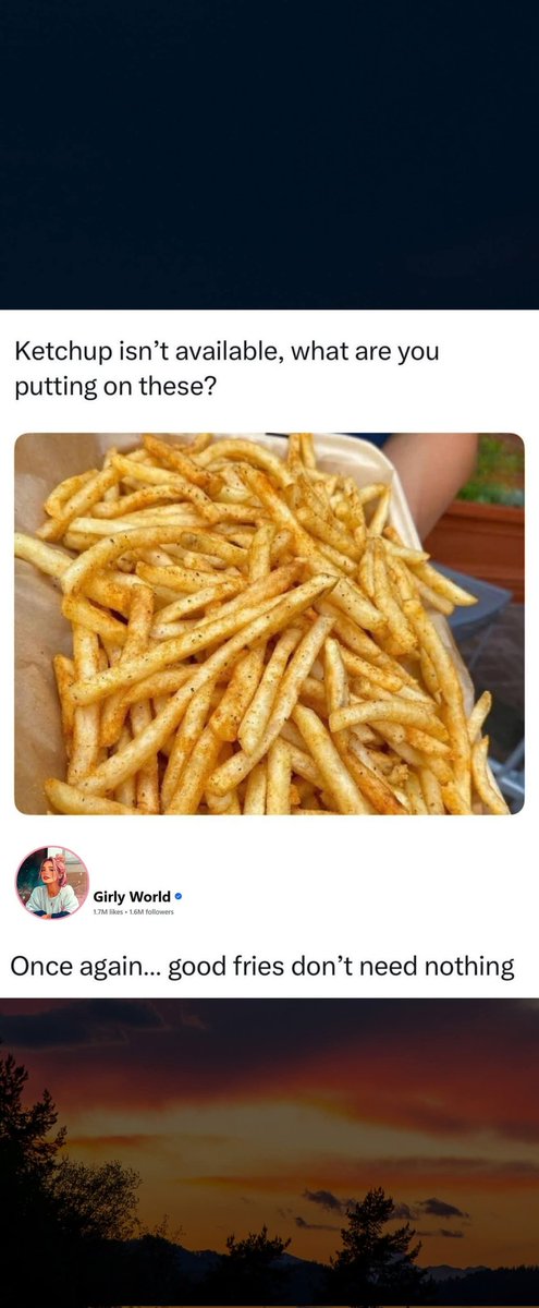 White vinegar and tony's chachere's cajun seasoning. Thats also what I dip my boiled crawfish in lol.