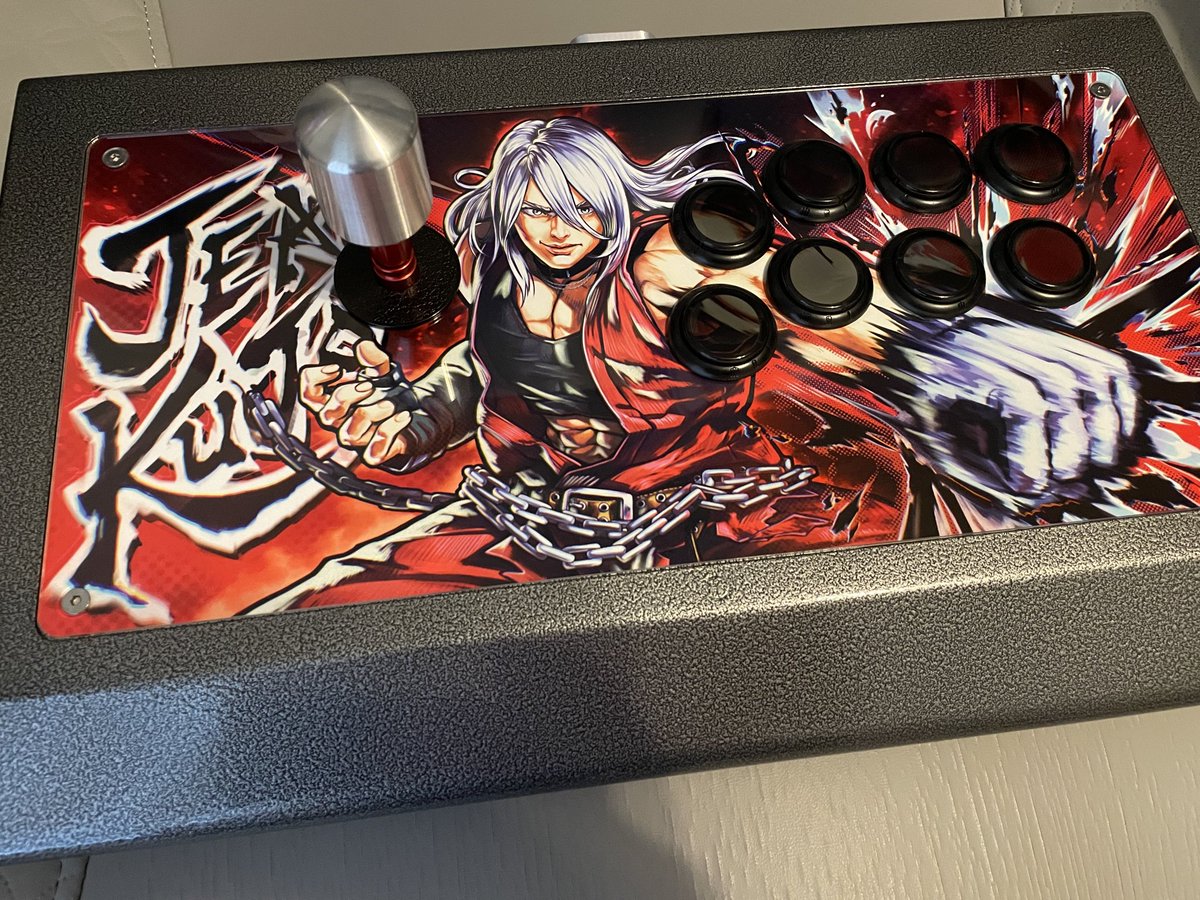 Behold…introducing the Jean Kujo fightstick baby 😎

Big thank you to <a href="/AllFightSticks/">AllFightSticks 🕹️</a> for doing an amazing job with this case and <a href="/mwrylyx/">Mond</a> for the amazing art! Parts came from both <a href="/ArcadeShock/">ARCADESHOCK - LOS ANGELES, CALIFORNIA</a> and <a href="/focusattack/">Focus Attack LLC</a> 😄

#FightStickFriday #VirtuaFighter