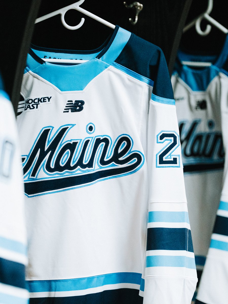 Your preseason scrimmage starters ⤵️

Fowler-Komarov-Russell
Holt-Djurasevic
Boija