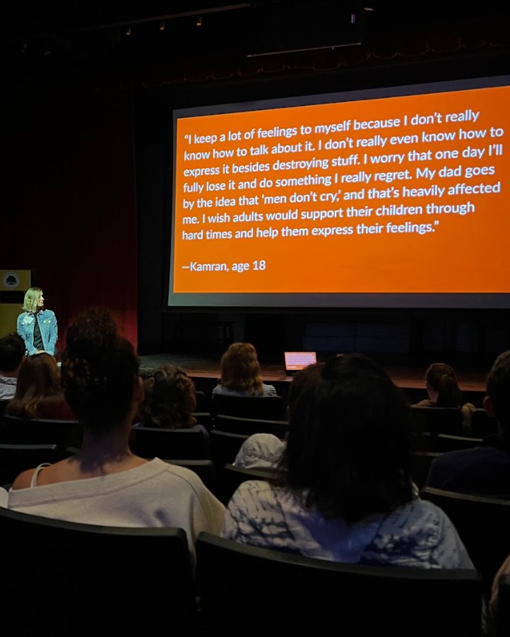 joanna schroeder tweet media