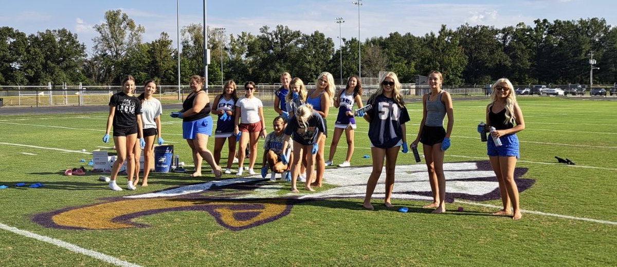 Thank you EHS cheer for your help with the Eagle!!!